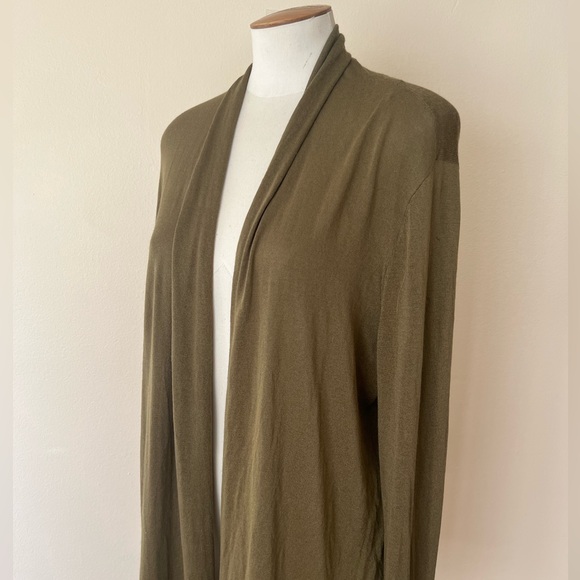 Ann Taylor Olive Cardigan L - Picture 2 of 3